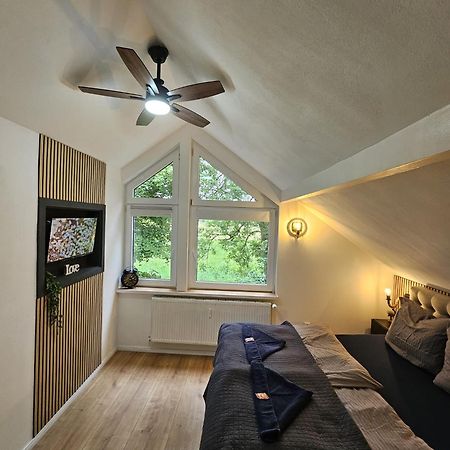 Tautraum Suite Mit Whirlpool Und Gruenem Ausblick Wilhelmshaven Eksteriør billede