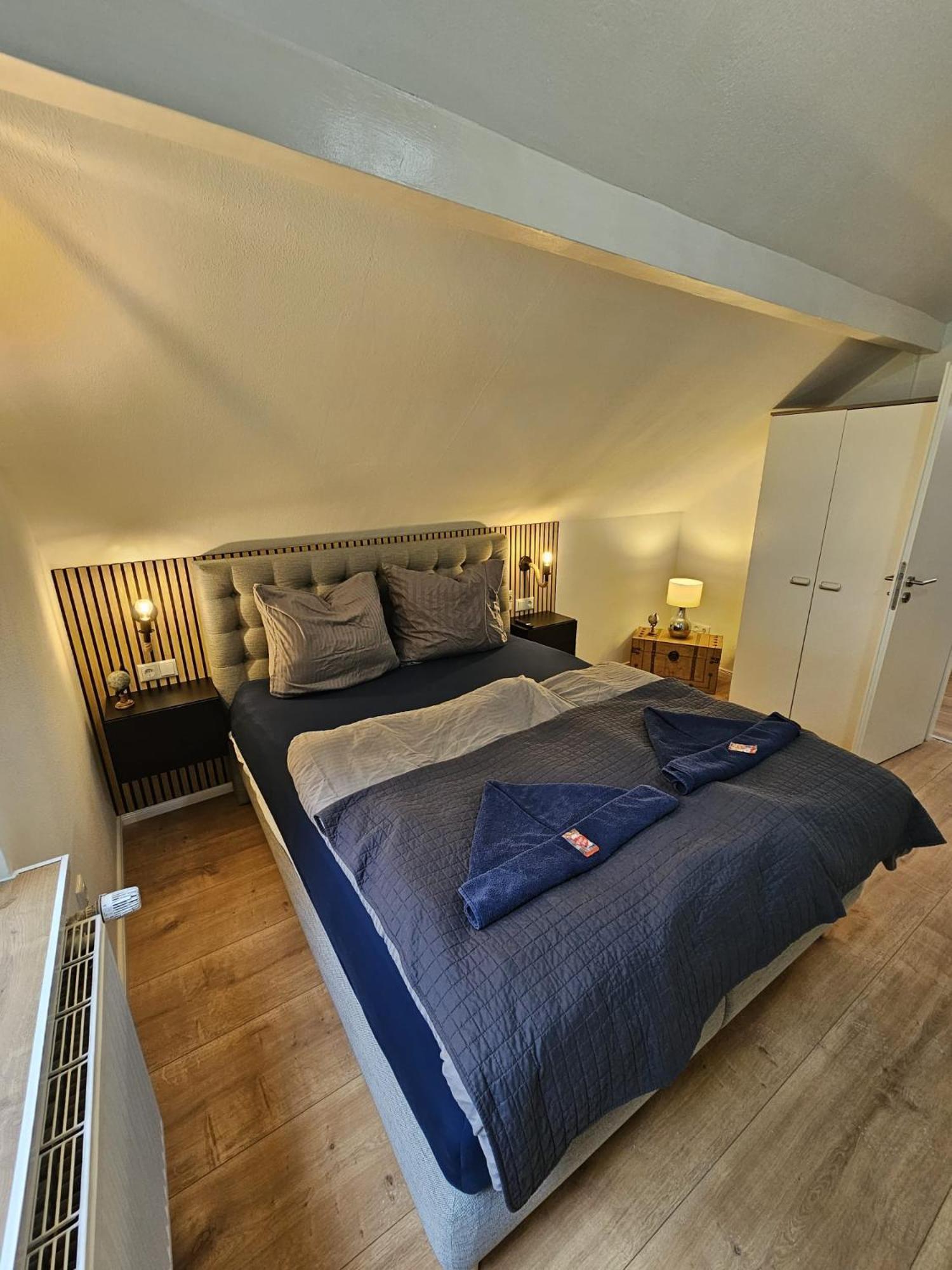Tautraum Suite Mit Whirlpool Und Gruenem Ausblick Wilhelmshaven Eksteriør billede