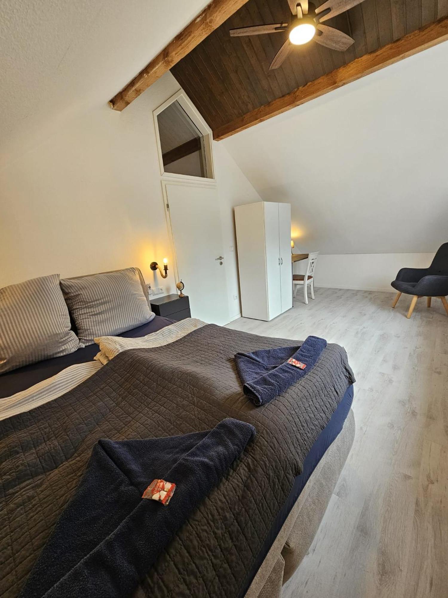 Tautraum Suite Mit Whirlpool Und Gruenem Ausblick Wilhelmshaven Eksteriør billede